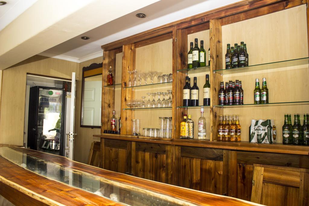 拉塞尔酒店 克尼斯纳 外观 照片